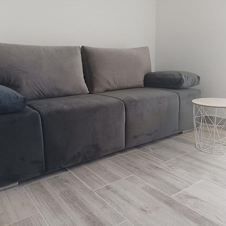 Val Apartmani, סטארה נובליה מראה חיצוני תמונה