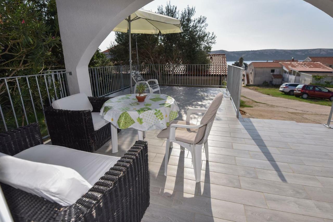Val Apartmani, סטארה נובליה מראה חיצוני תמונה
