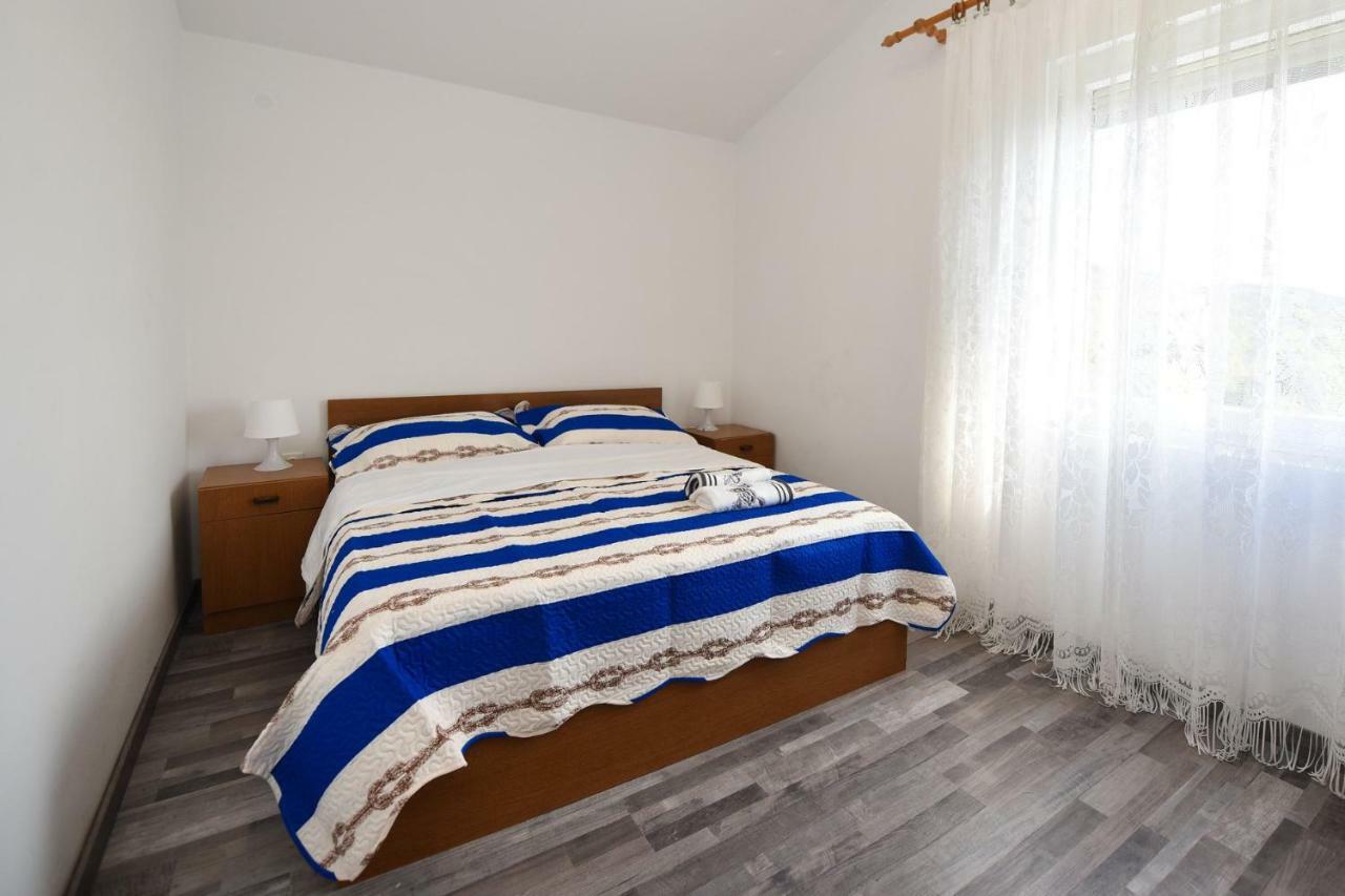 Val Apartmani, סטארה נובליה מראה חיצוני תמונה